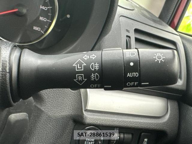 Subaru XV 2012-12 7820930-11