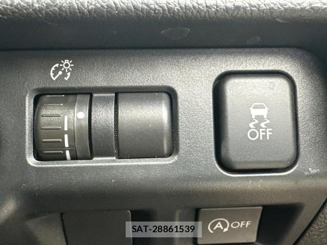 Subaru XV 2012-12 7820930-16