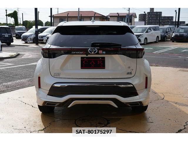 Toyota YARIS CROSS 2021-01 7815736-1