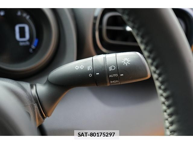 Toyota YARIS CROSS 2021-01 7815736-19