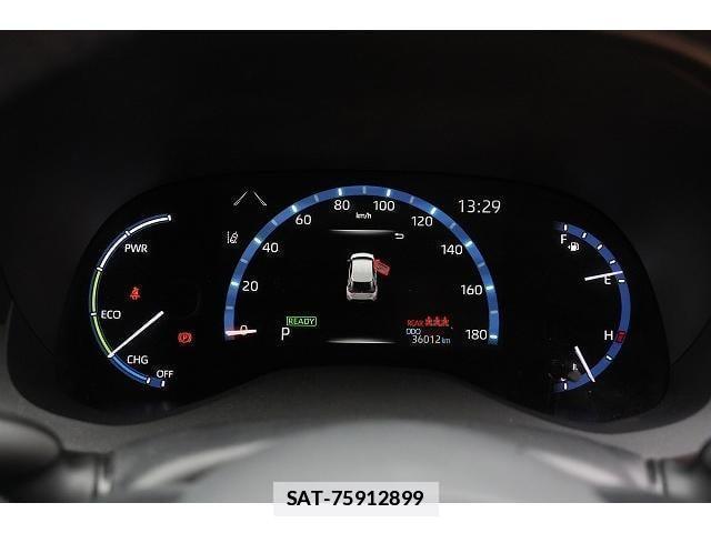Toyota YARIS CROSS 2022-04 7815761-10