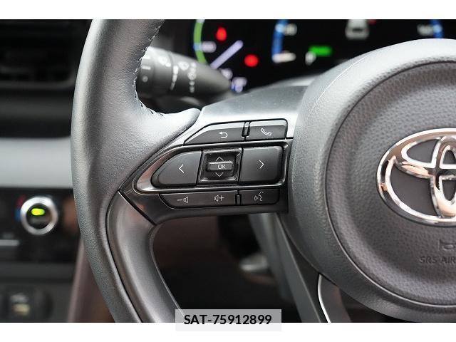 Toyota YARIS CROSS 2022-04 7815761-14
