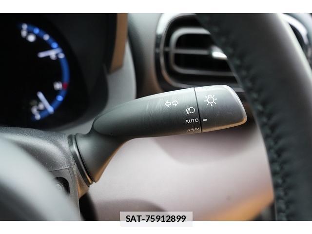 Toyota YARIS CROSS 2022-04 7815761-15