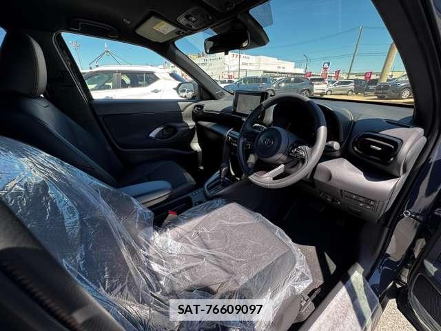 Toyota YARIS CROSS 2026-06 7816020-5