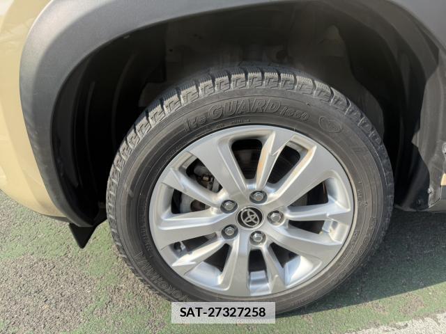 Toyota YARIS CROSS 2023-04 7817793-10