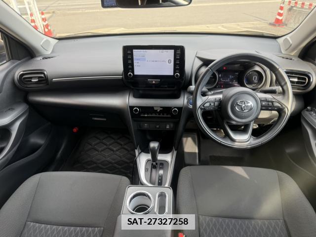 Toyota YARIS CROSS 2023-04 7817793-2