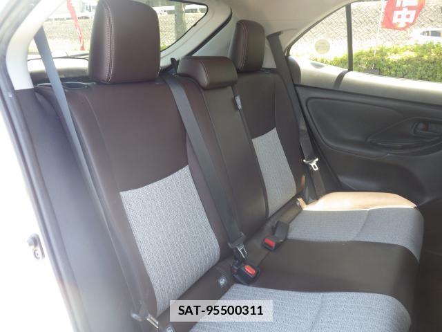 Toyota YARIS CROSS 2021-03 7819547-10