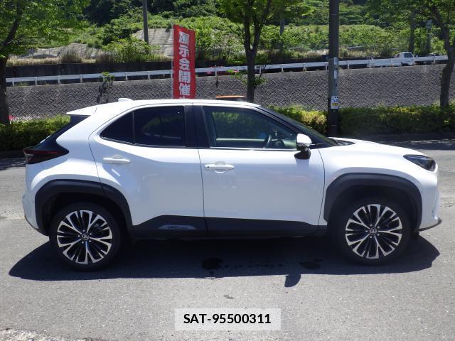 Toyota YARIS CROSS 2021-03 7819547-3
