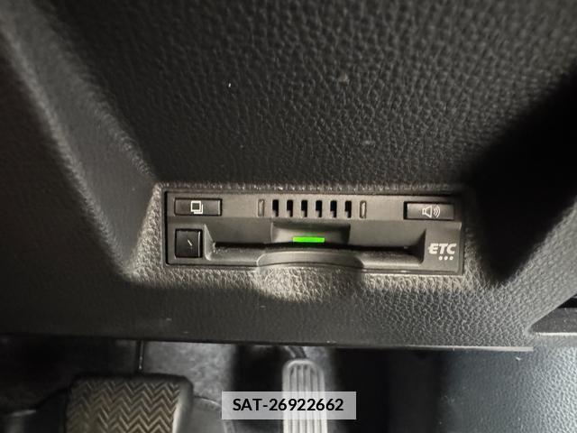 Toyota YARIS CROSS 2023-12 7819622-15