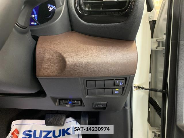 Toyota YARIS CROSS 2021-03 7820275-14