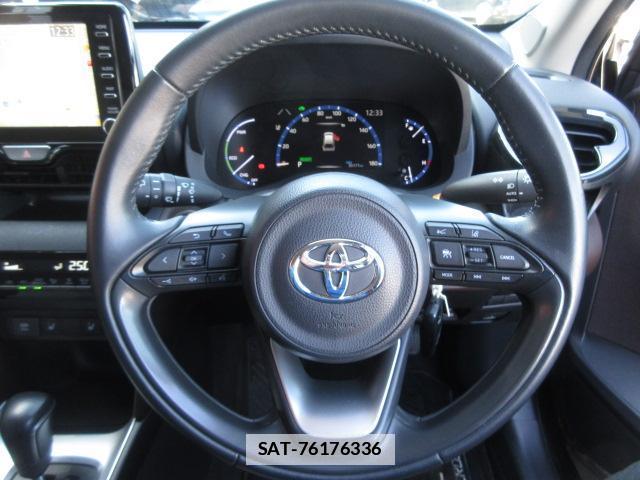 Toyota YARIS CROSS 2020-10 7820520-12