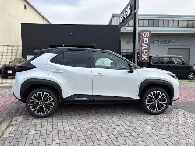 Toyota YARIS CROSS 2026-03 7823328-12