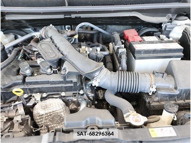 Toyota YARIS 2023-05 7811872-18