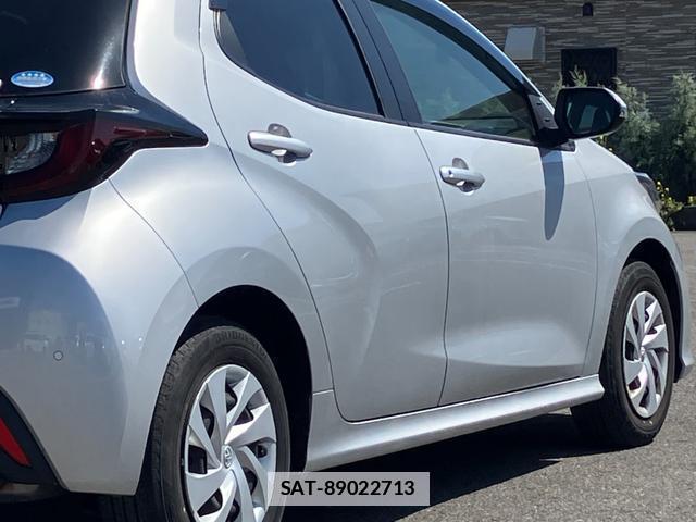 Toyota YARIS 2020-08 7812883-11