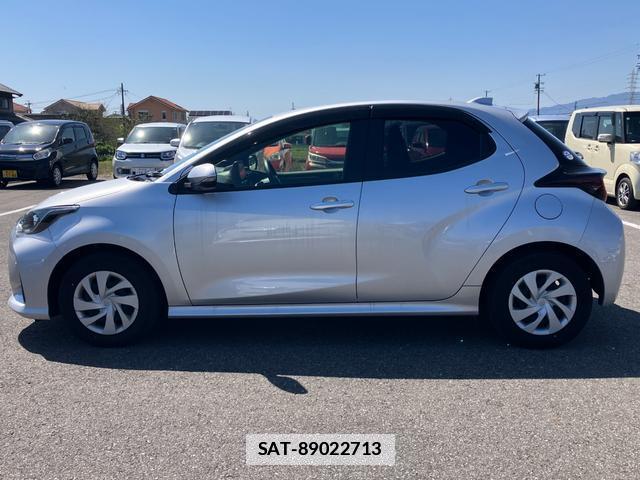 Toyota YARIS 2020-08 7812883-6