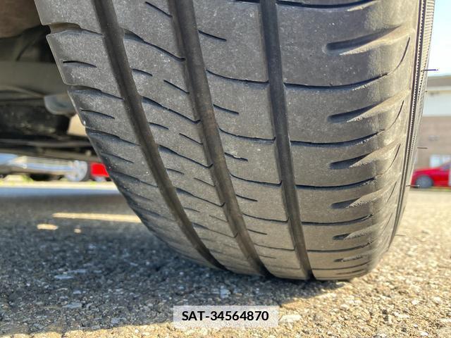 Toyota YARIS 2020-04 7812886-16