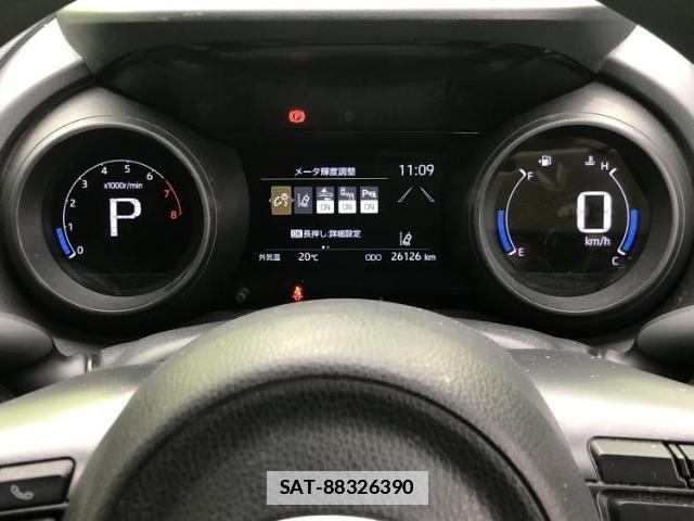 Toyota YARIS 2021-09 7813648-12