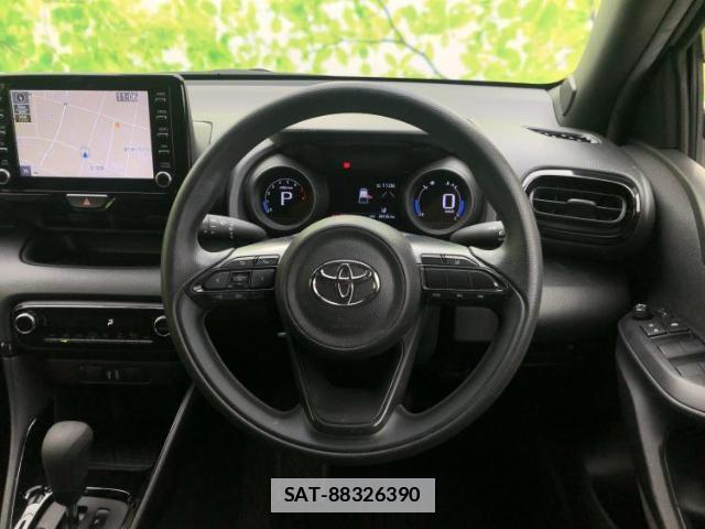 Toyota YARIS 2021-09 7813648-13