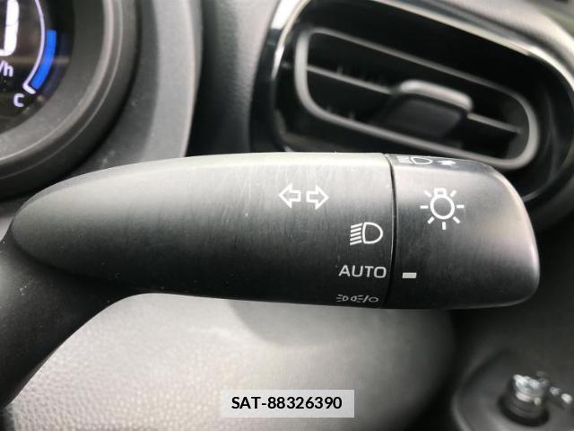 Toyota YARIS 2021-09 7813648-14