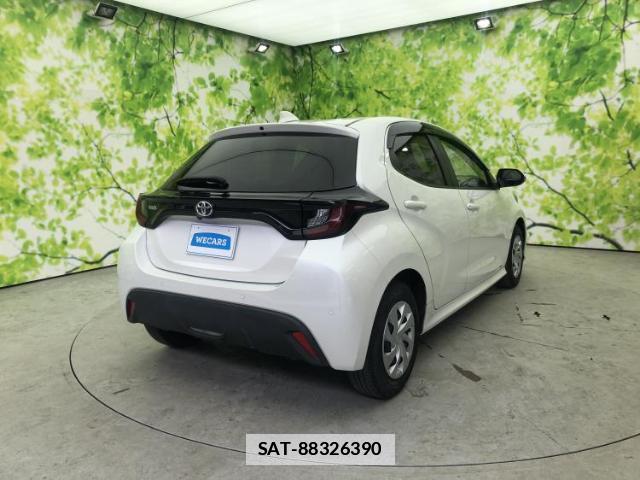 Toyota YARIS 2021-09 7813648-2