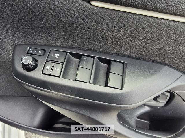 Toyota YARIS 2021-03 7813943-10