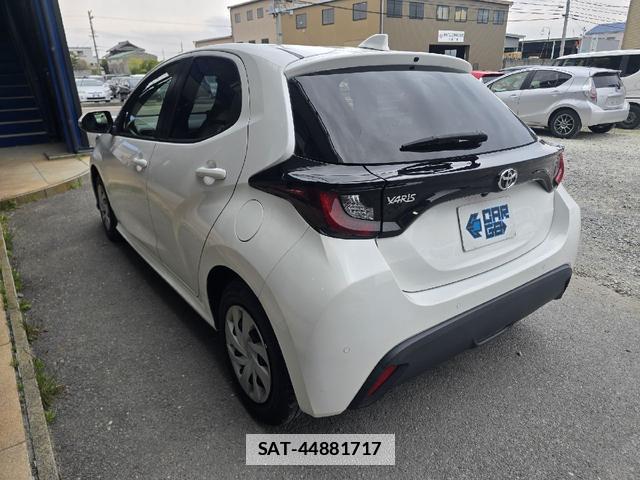 Toyota YARIS 2021-03 7813943-14