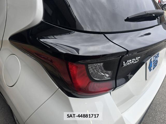 Toyota YARIS 2021-03 7813943-16