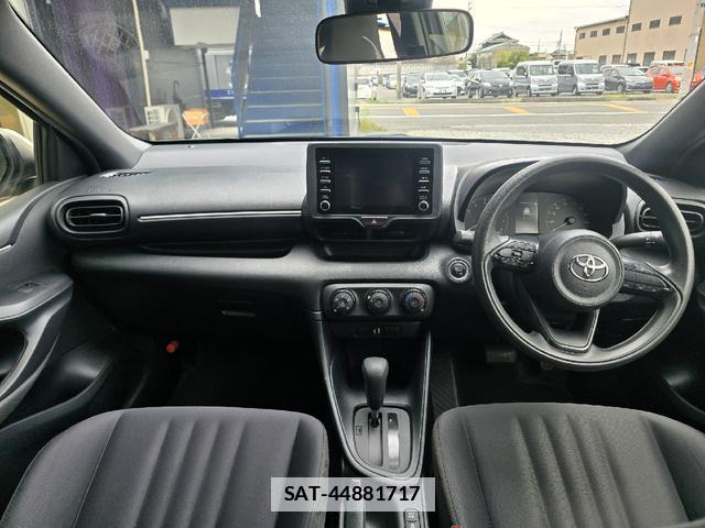 Toyota YARIS 2021-03 7813943-2