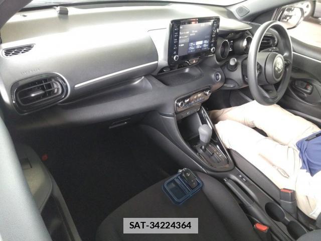 Toyota YARIS 2023-01 7815190-2