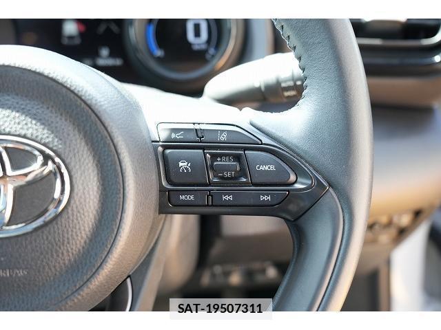 Toyota YARIS 2021-02 7815700-4