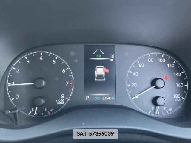 Toyota YARIS 2021-05 7816338-11