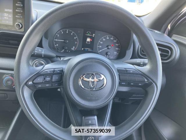 Toyota YARIS 2021-05 7816338-12