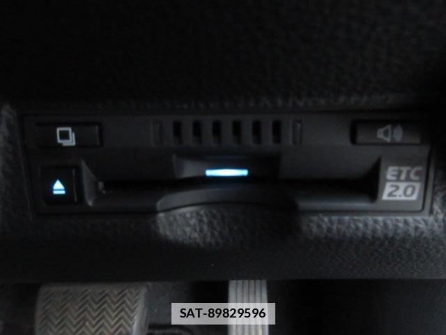Toyota YARIS 2020-10 7820530-13