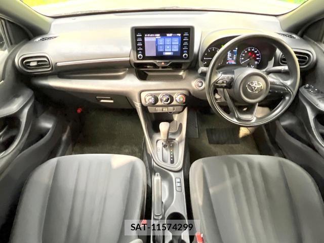 Toyota YARIS 2022-09 7820542-1