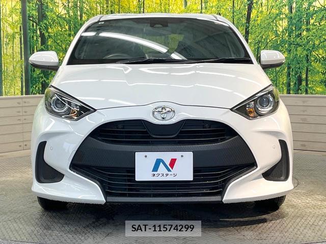 Toyota YARIS 2022-09 7820542-13
