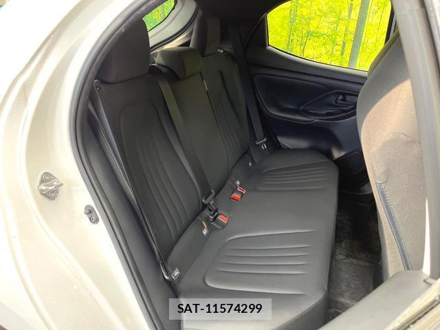 Toyota YARIS 2022-09 7820542-8