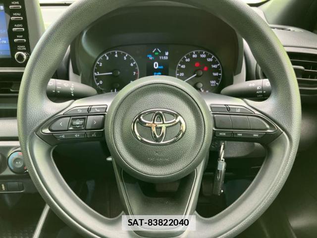 Toyota YARIS 2021-03 7820978-12