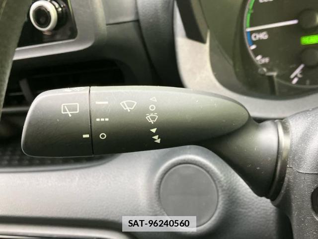 Toyota YARIS 2023-05 7821195-13