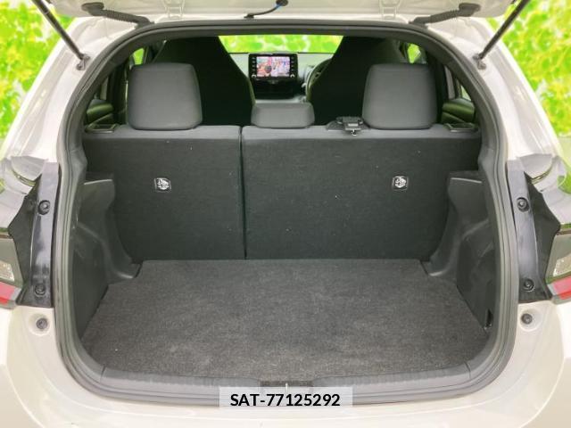 Toyota YARIS 2020-11 7821532-7