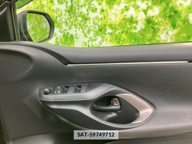 Toyota YARIS 2021-03 7821537-16
