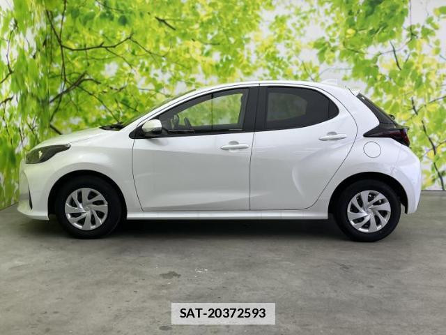 Toyota YARIS 2023-05 7821671-1