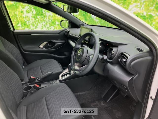 Toyota YARIS 2022-03 7821777-4