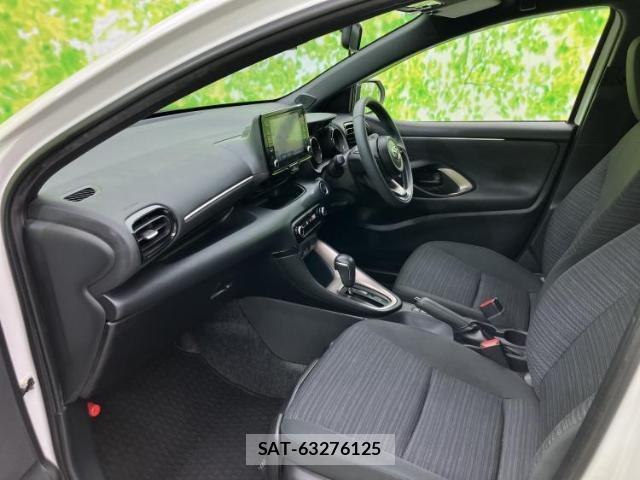 Toyota YARIS 2022-03 7821777-5
