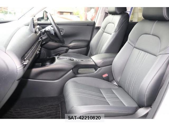 Honda ZR-V 2022-11 7812140-12
