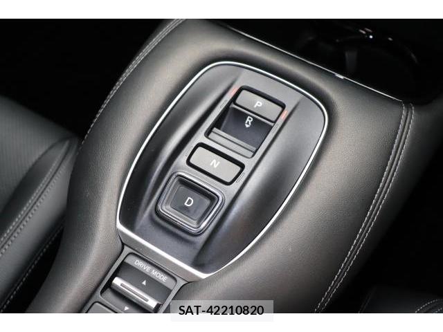 Honda ZR-V 2022-11 7812140-16