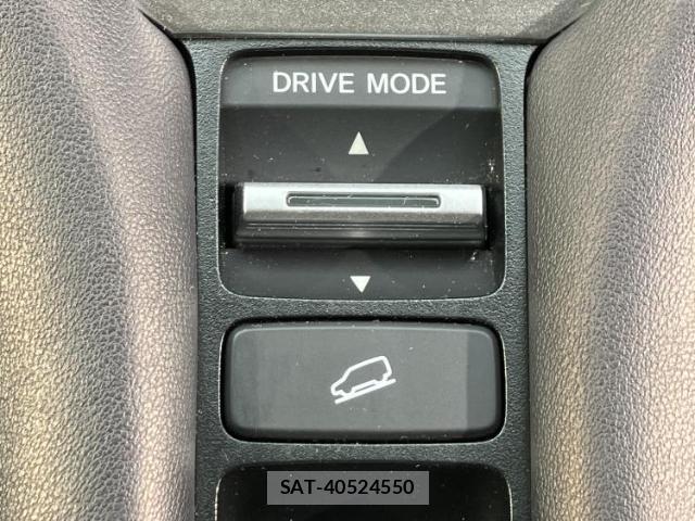 Honda ZR-V 2022-11 7821548-14