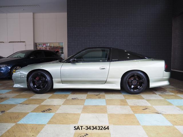 Nissan 180SX 1996-09 7867477-10
