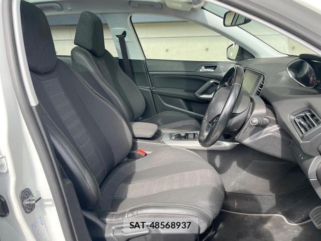 Peugeot 308 2018-03 7872577-8