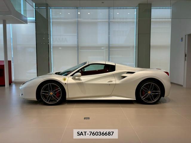 Ferrari 488 Spider 2019-05 7869366-4