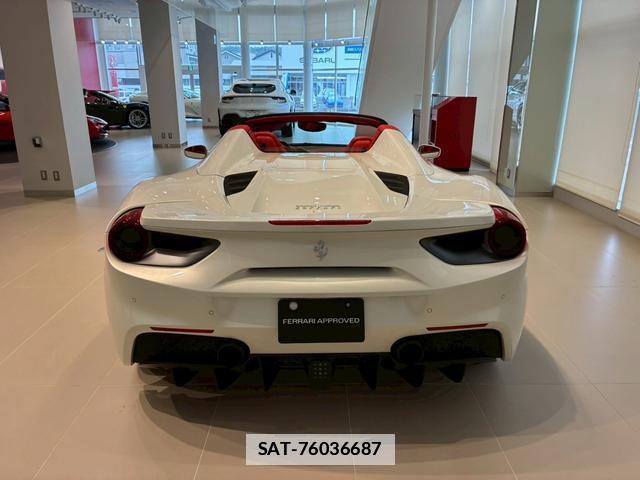 Ferrari 488 Spider 2019-05 7869366-6